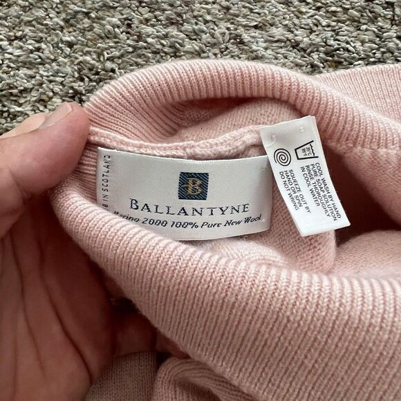 Vintage Burberrys Womens Cardigan Wool Sweater Pink Ballantyne Size 42 - Picture 10 of 10